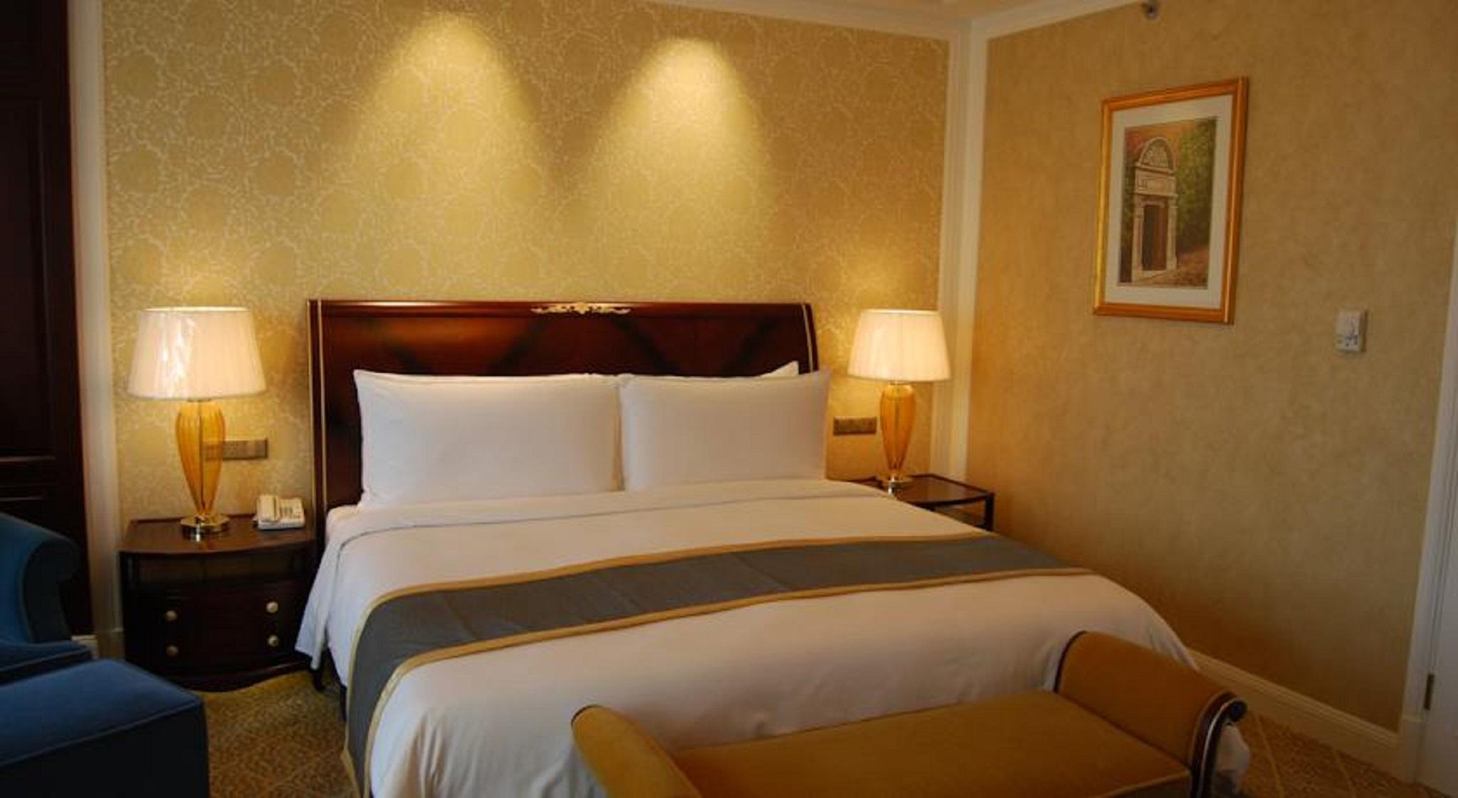 Grand Central Hotel Shanghai - Nanjing Road Exterior photo